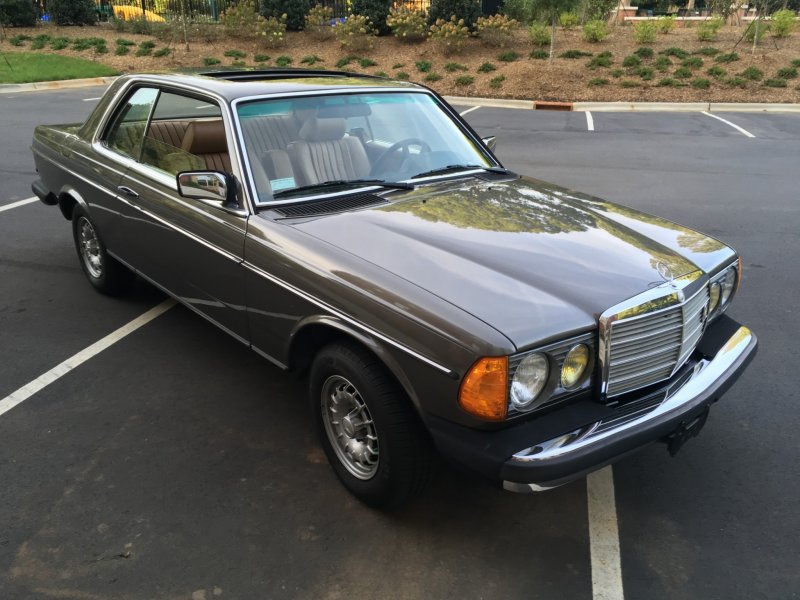 Mercedes Benz e190 AMG