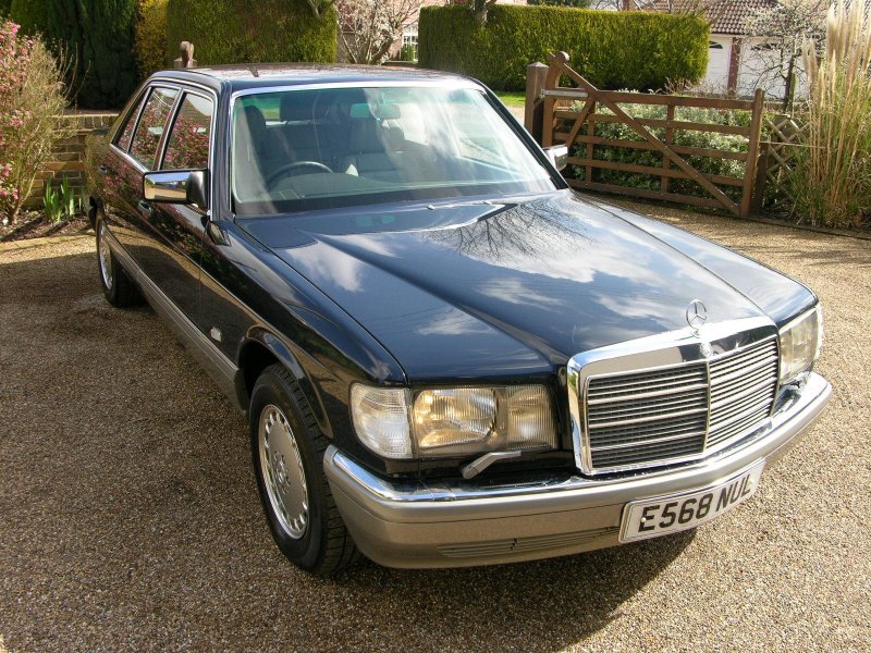 Mercedes Benz w124 1985