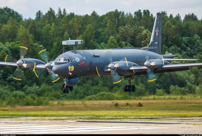 Самолёт ил-38н