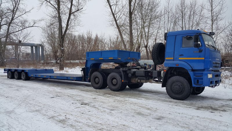 КАМАЗ 65225 С тралом
