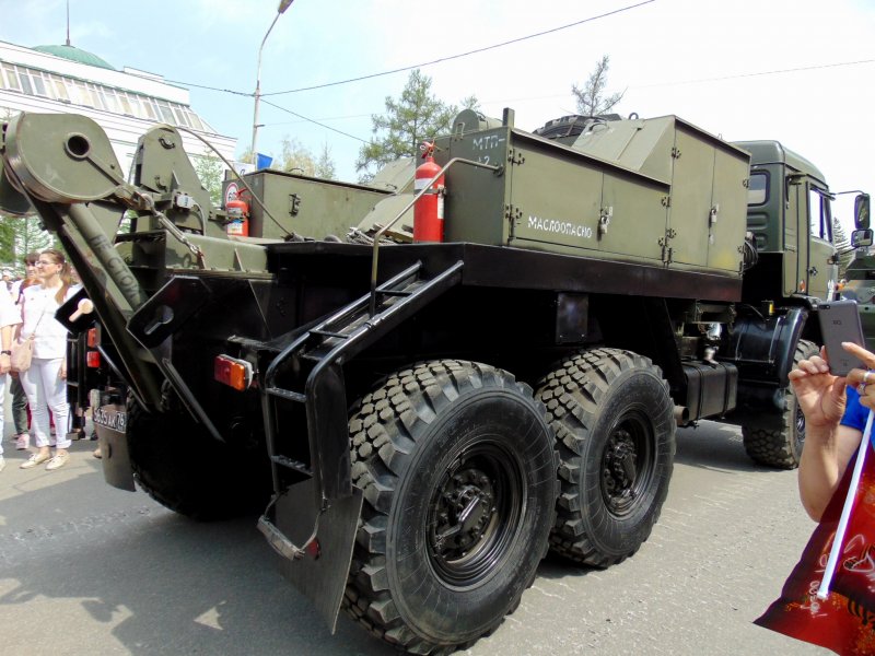 КАМАЗ 6350 Мустанг
