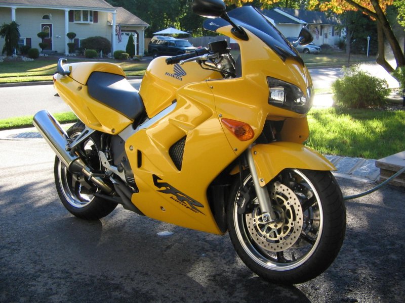 Honda vfr800f