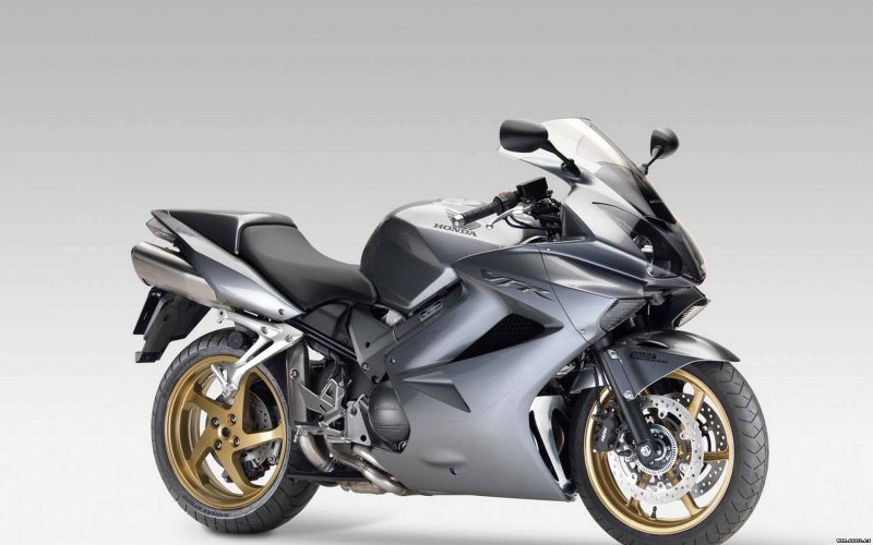 Honda VFR 800