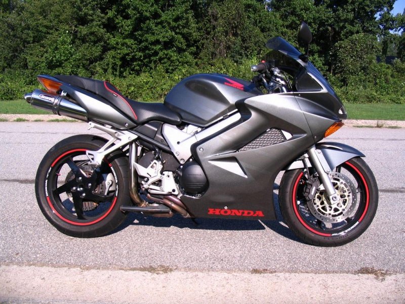 Хонда VFR 800