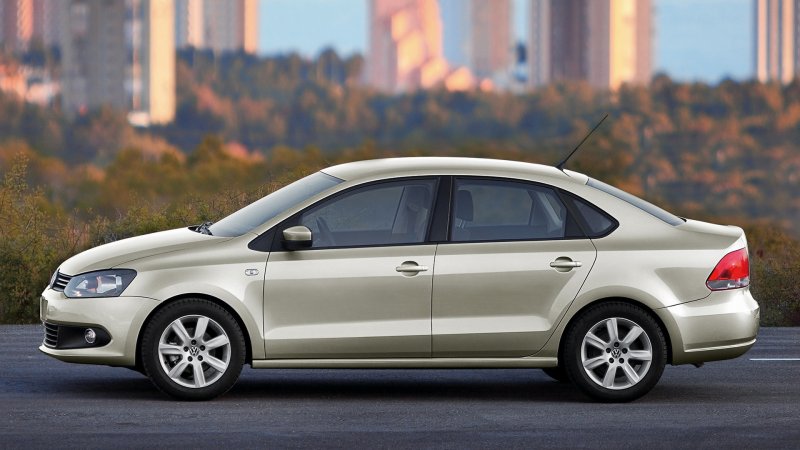 Volkswagen Polo 2010 седан