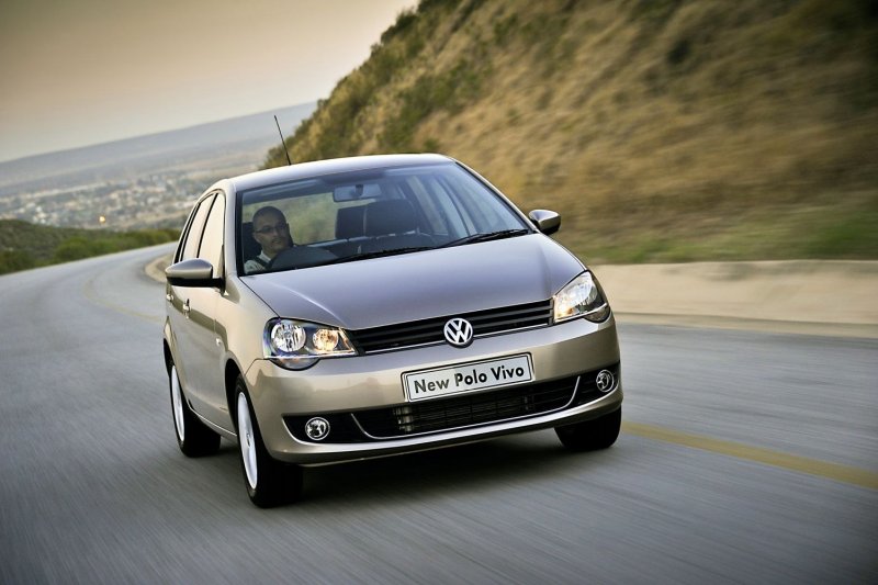 Volkswagen Polo sedan (2010)