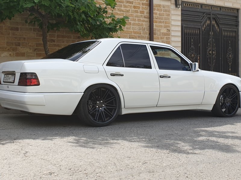 Мерседес w124 белый