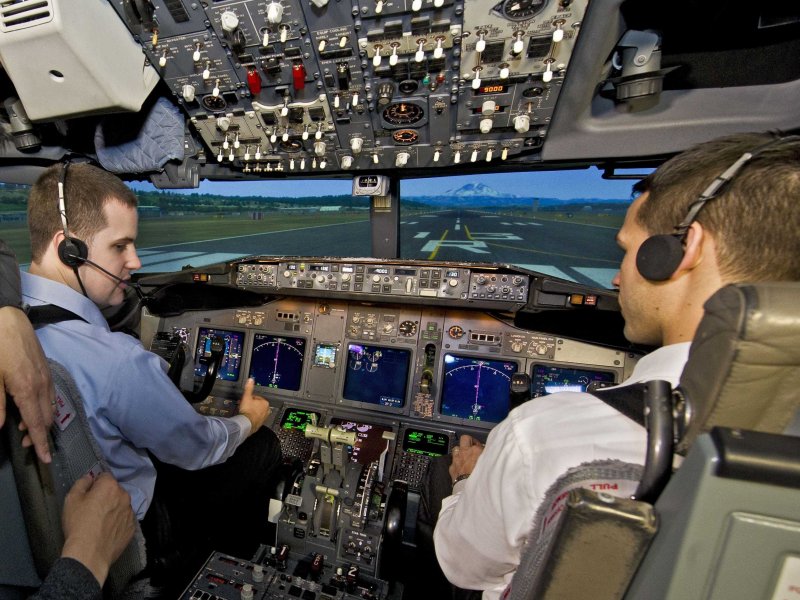 Пилот Боинга 787