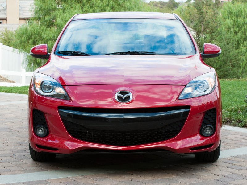 Mazda 3 седан 2011-2013