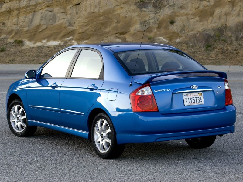 Kia Spectra седан