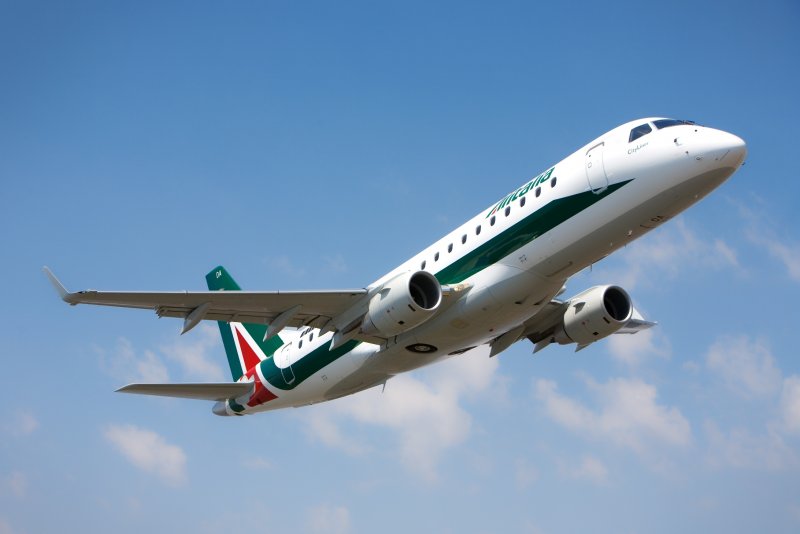 Embraer e175