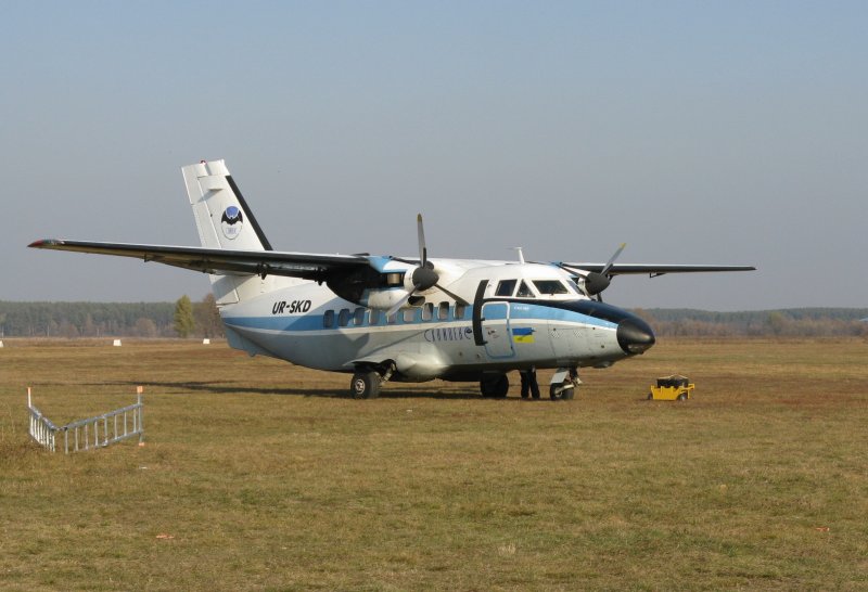 Эксплуатанты l-410
