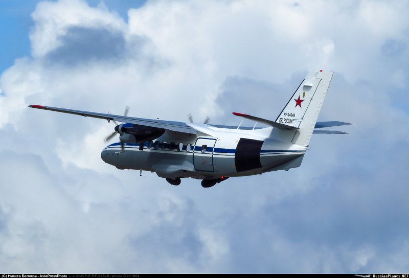 Самолет л-410 УВП-Э