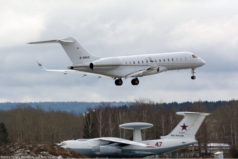 L440 самолет