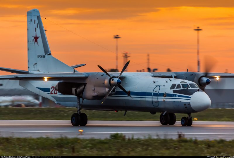 L-610 самолет