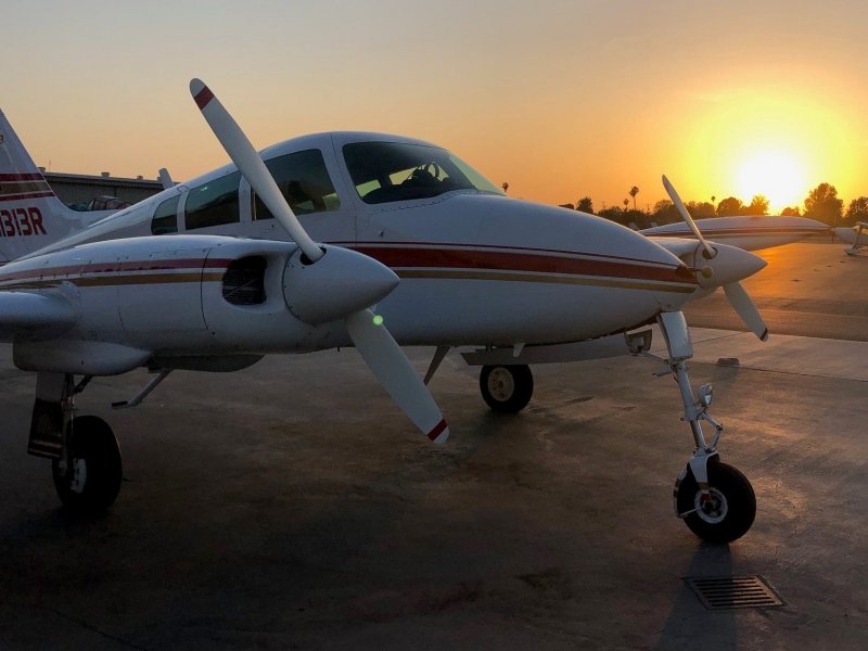 Самолет Cessna 310