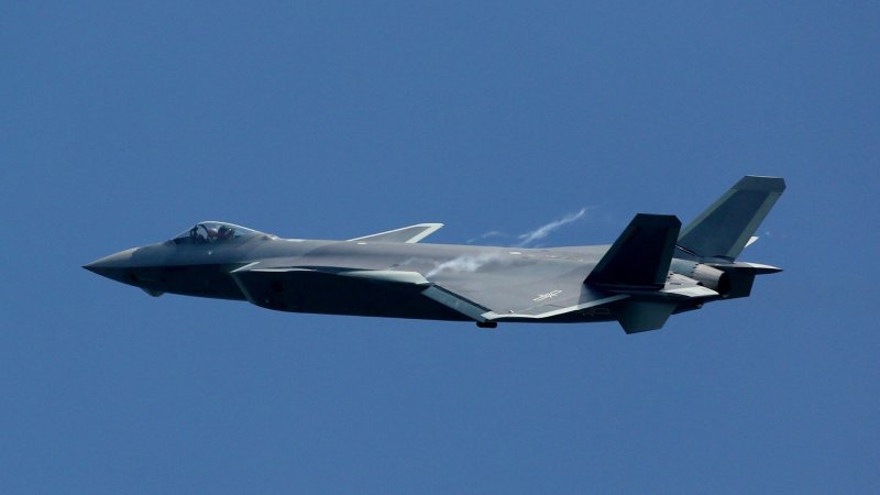 J-20 истребитель