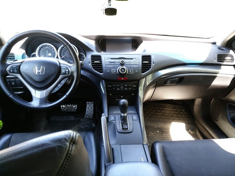 Honda Accord 2008 2.4 салон