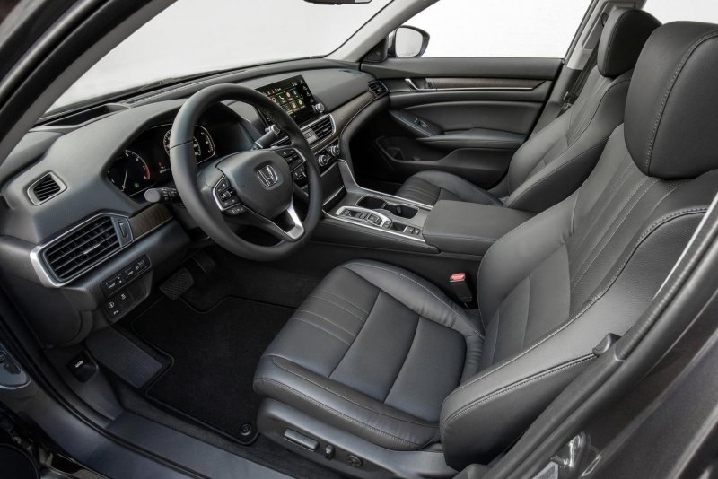 Honda Accord 10 салон