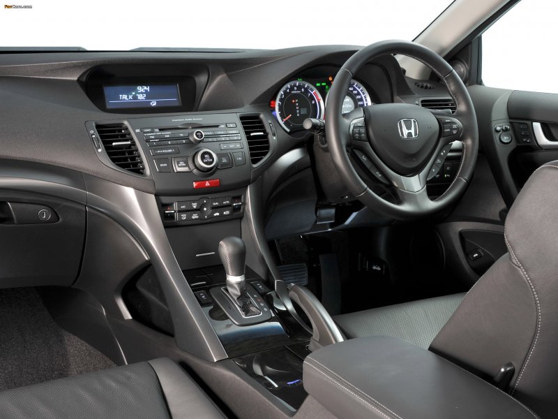 Honda Accord 8 салон
