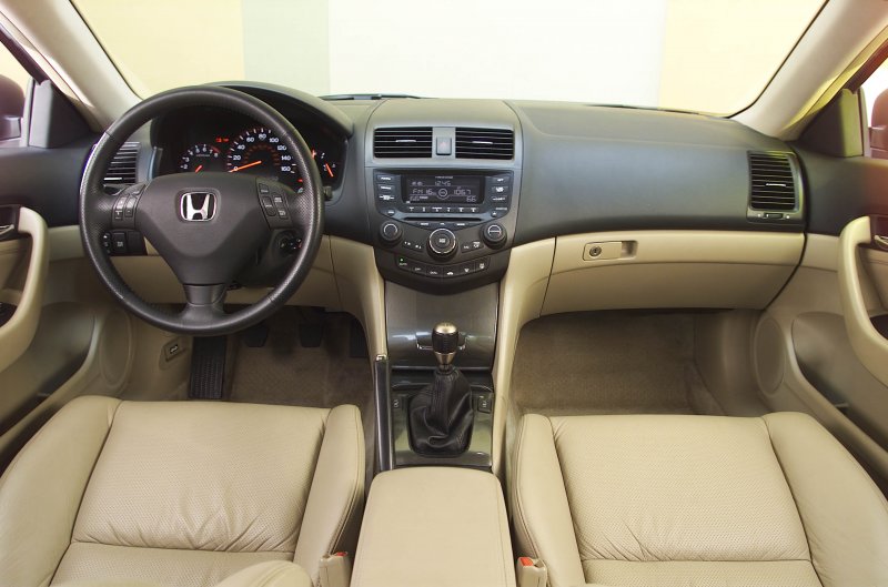 Honda Accord 2007 салон