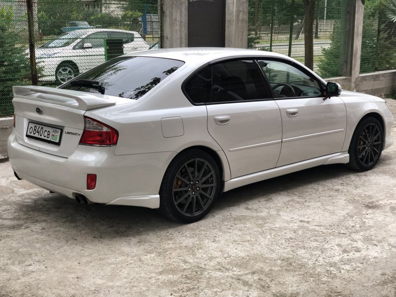 Subaru Legacy b4 1998