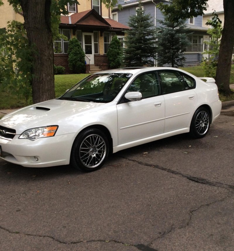 Subaru Legacy б5