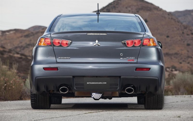 Mitsubishi Lancer Evolution x 2012
