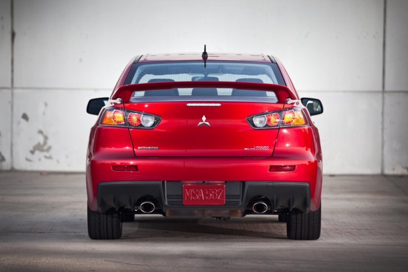 Mitsubishi Lancer Evolution 2010