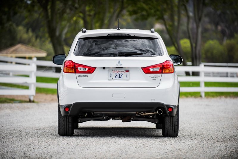 Mitsubishi Outlander Sport 2016