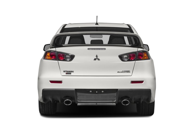 Mitsubishi Lancer EVO 10 зад