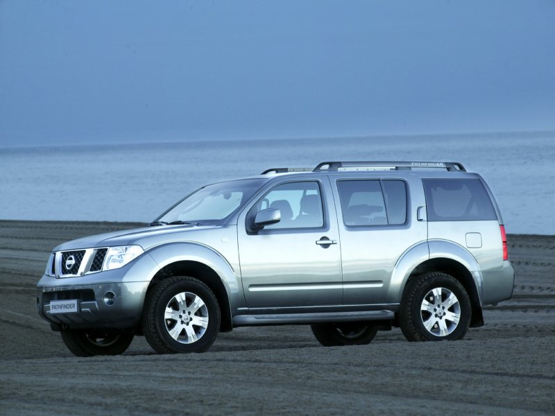 Nissan Pathfinder r51 le