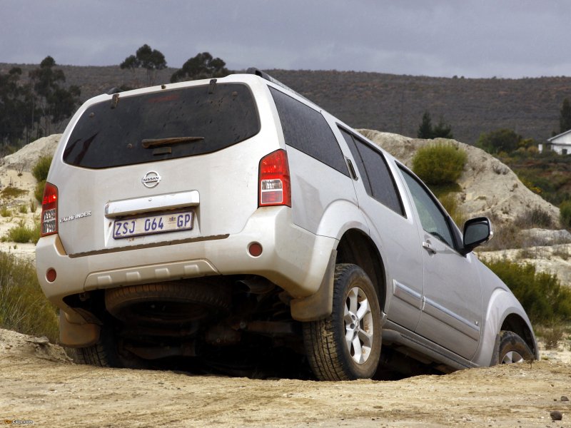 Nissan Pathfinder r51 2005