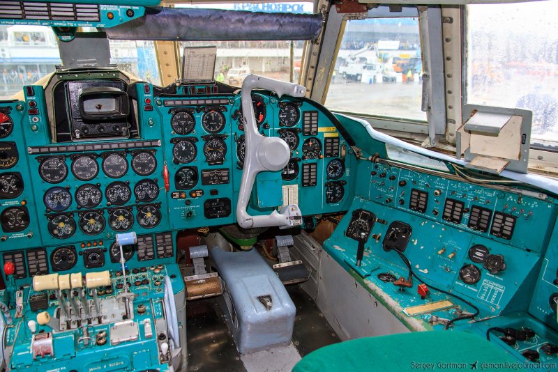Ту 154 кабина