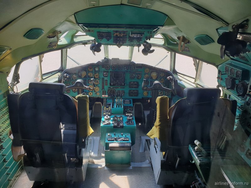 Ту 154 кабина