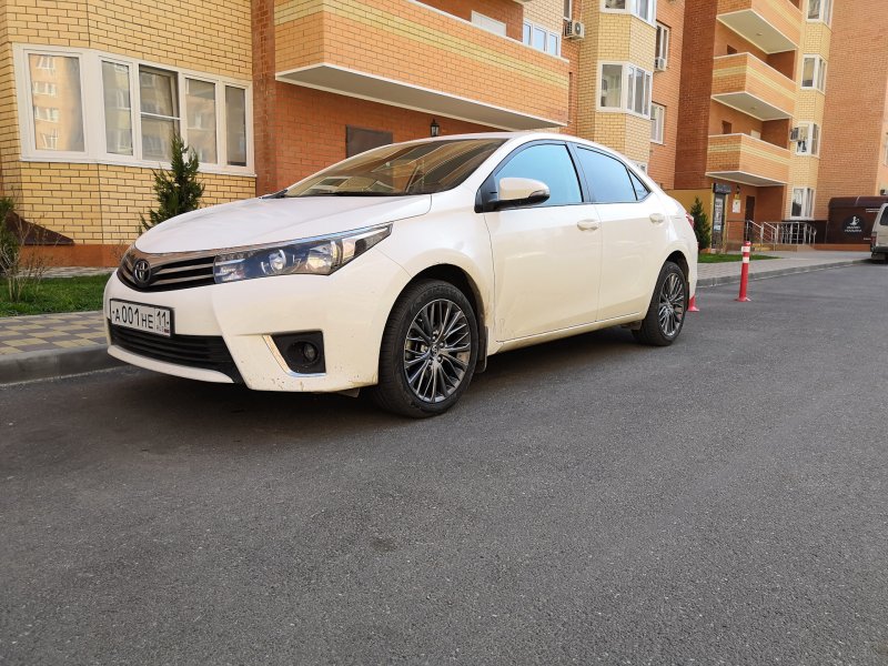 Toyota Corolla r17