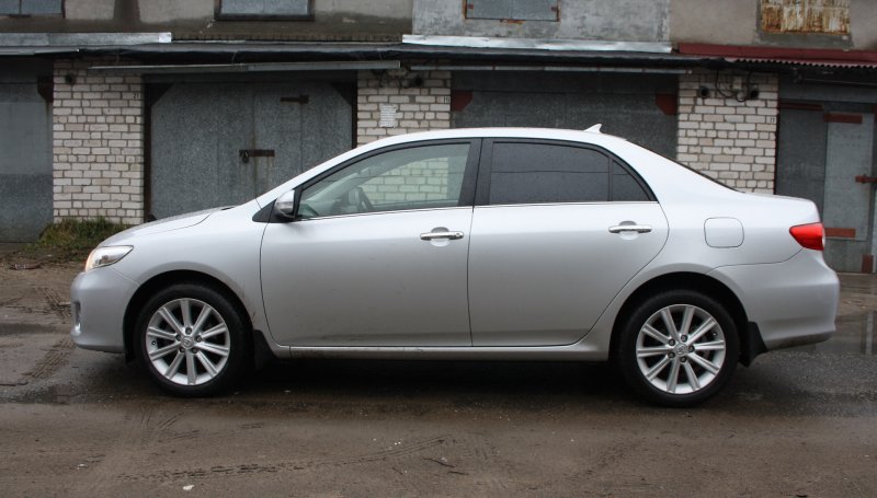 Toyota Corolla r17