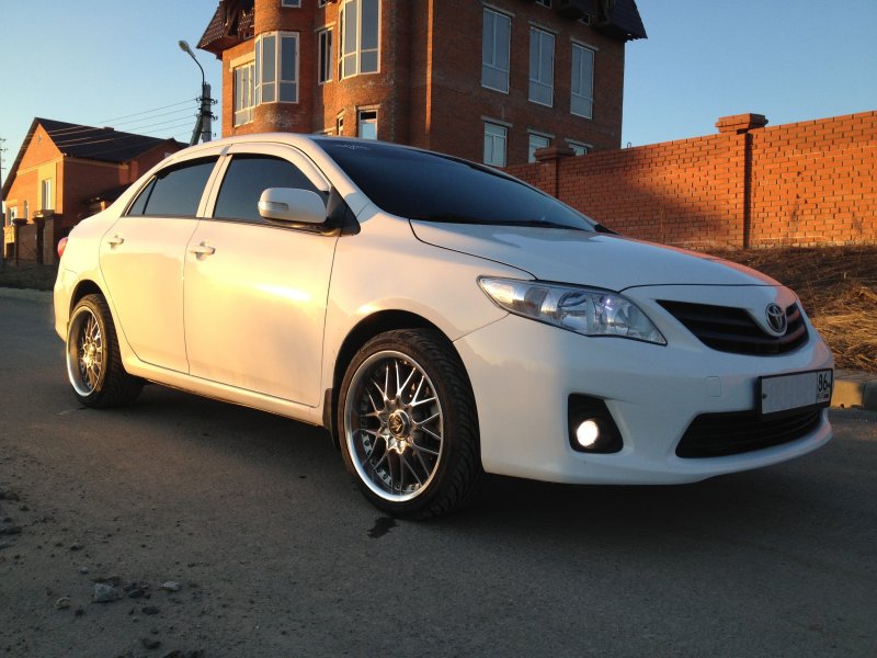 Toyota Corolla 2010 r18
