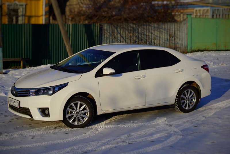 Toyota Corolla 2014 r16