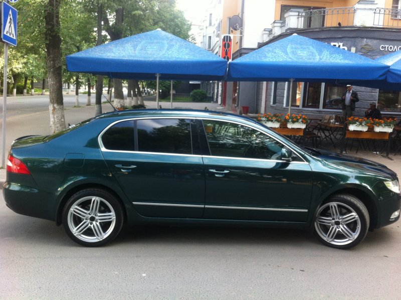 Skoda Superb mk2 на штампованных