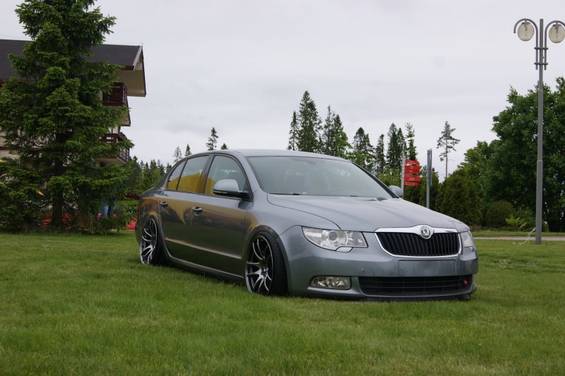 Skoda Superb стенс