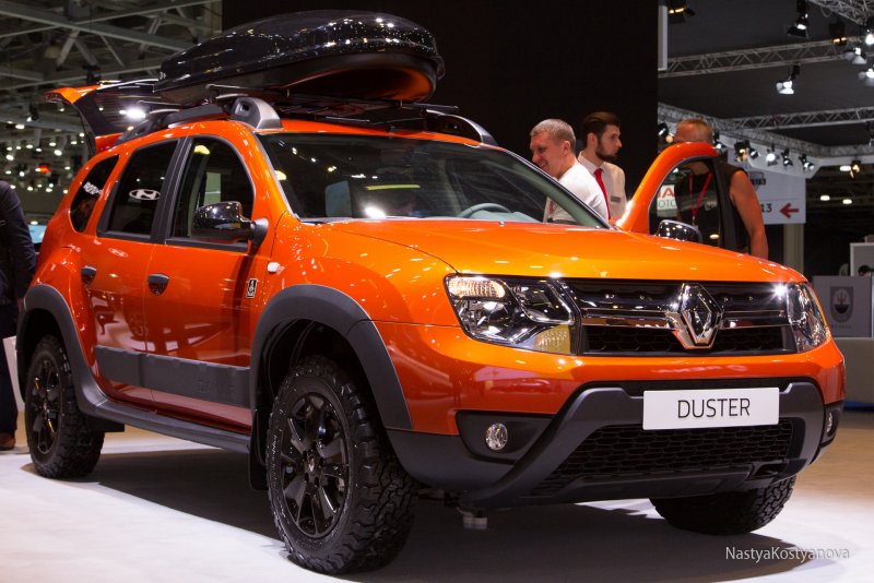 Renault Duster 2021 оранжевый