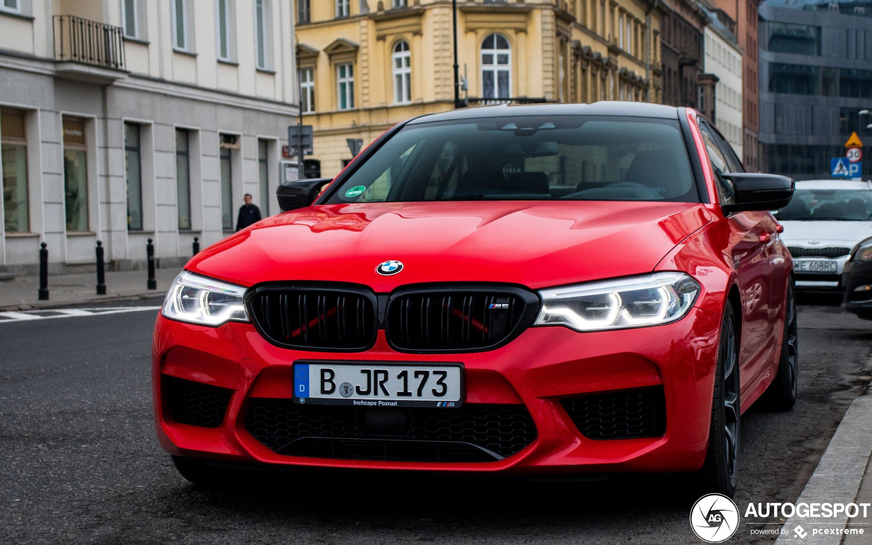 Бмв м5 ф90 цвет. BMW m5 f90. BMW m5 f90 Red. Красная БМВ м5 f90. BMW m5 f90 красная.