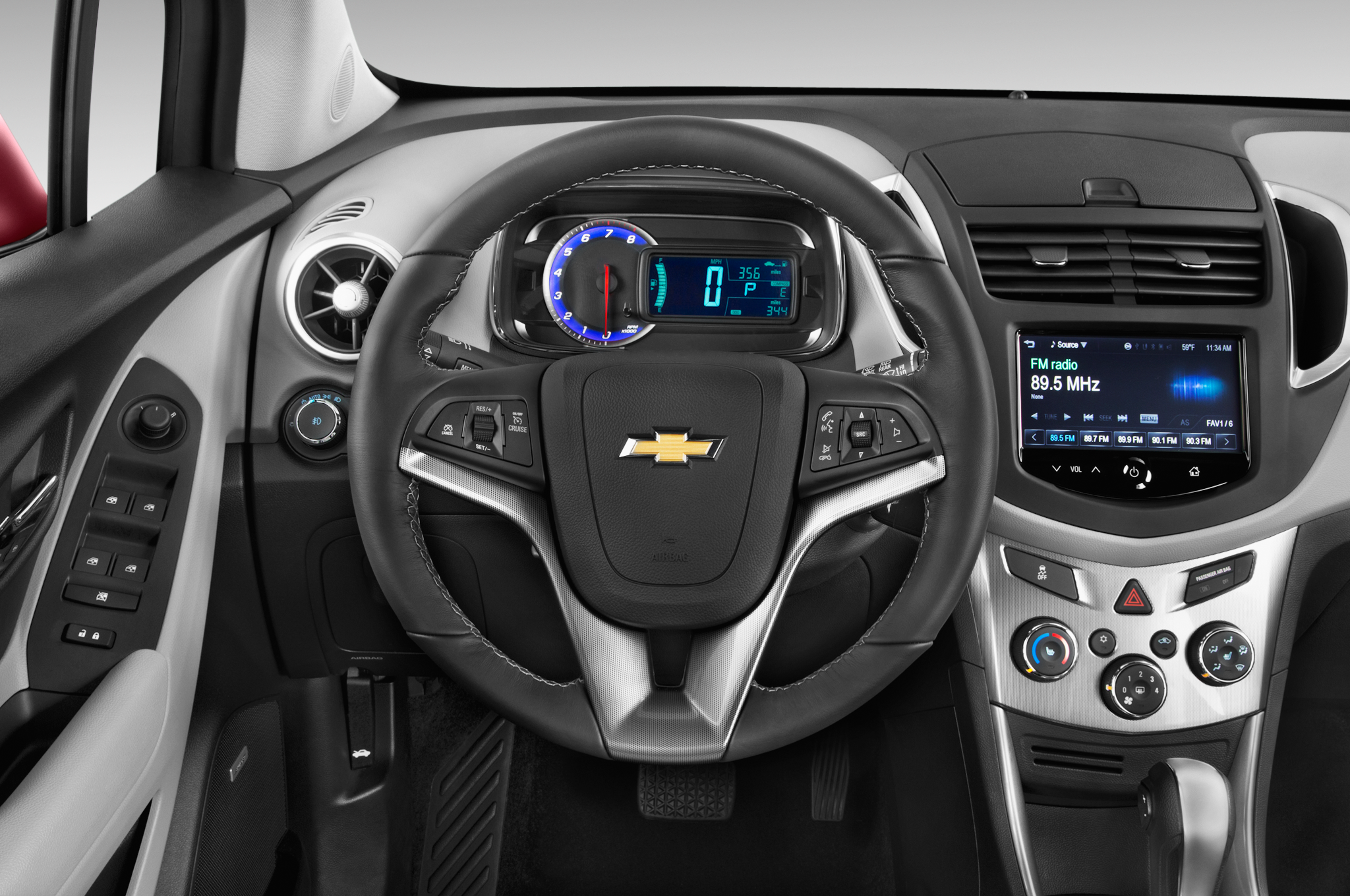 Chevrolet Trax 2020. Chevrolet Trax 2020 салон. Chevrolet Trax 2016. Chevrolet Trax 2015 Interior.