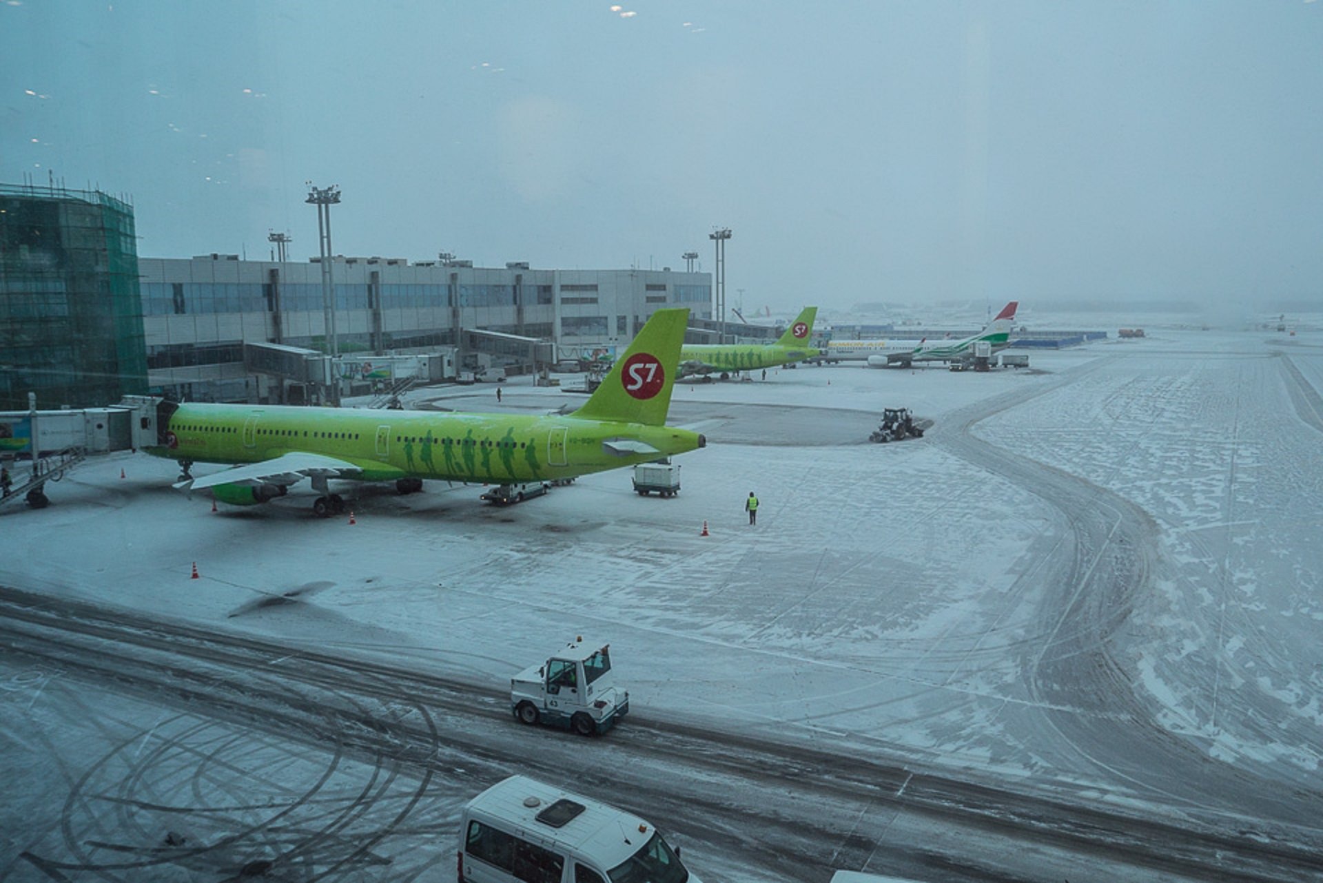 Москва аэропорт Домодедово зимой
