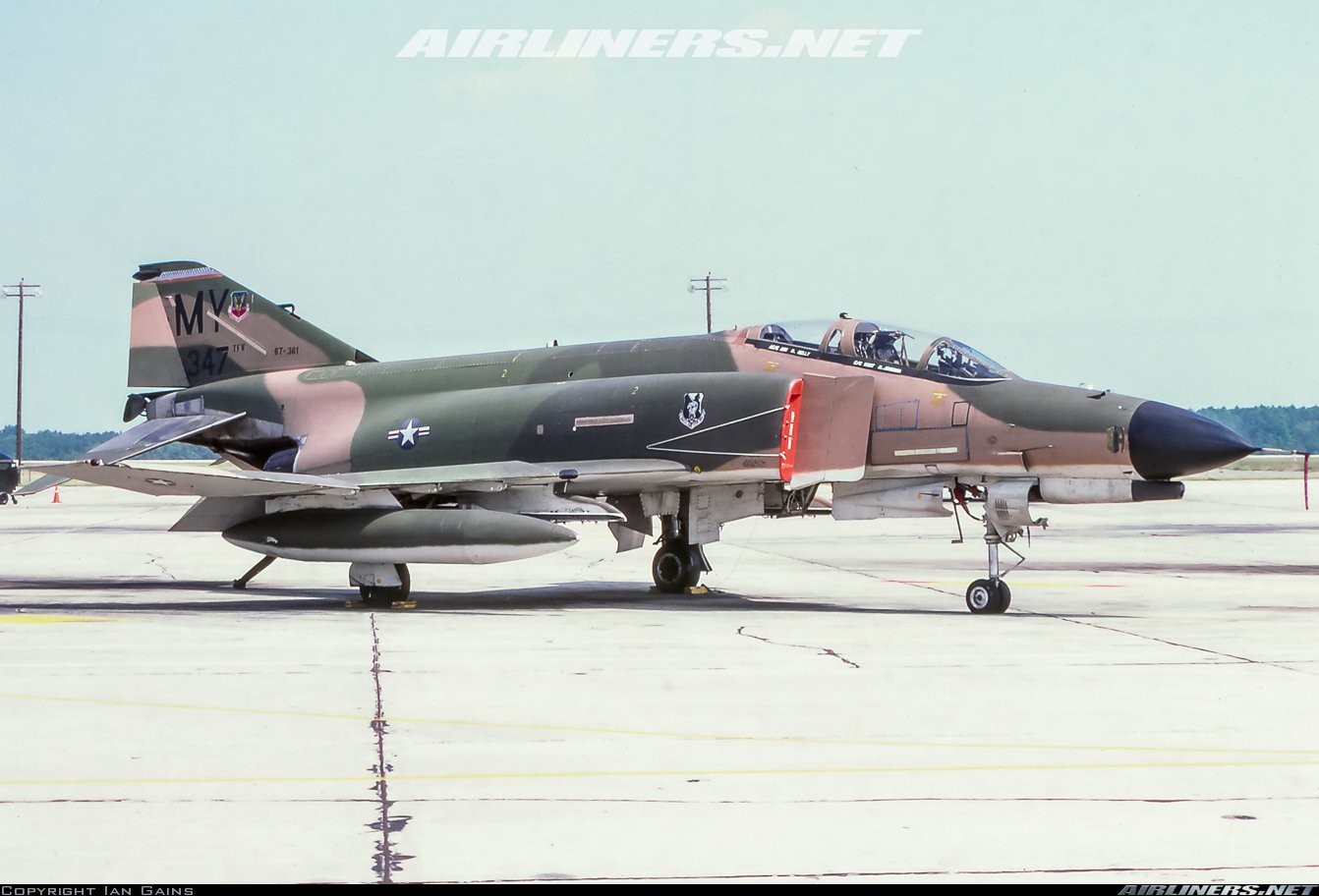 F 4 12. Phantom f-4 израильский. F-4e Phantom II сбоку. F-4e Phantom II спереди. F-4e Phantom II пушка.