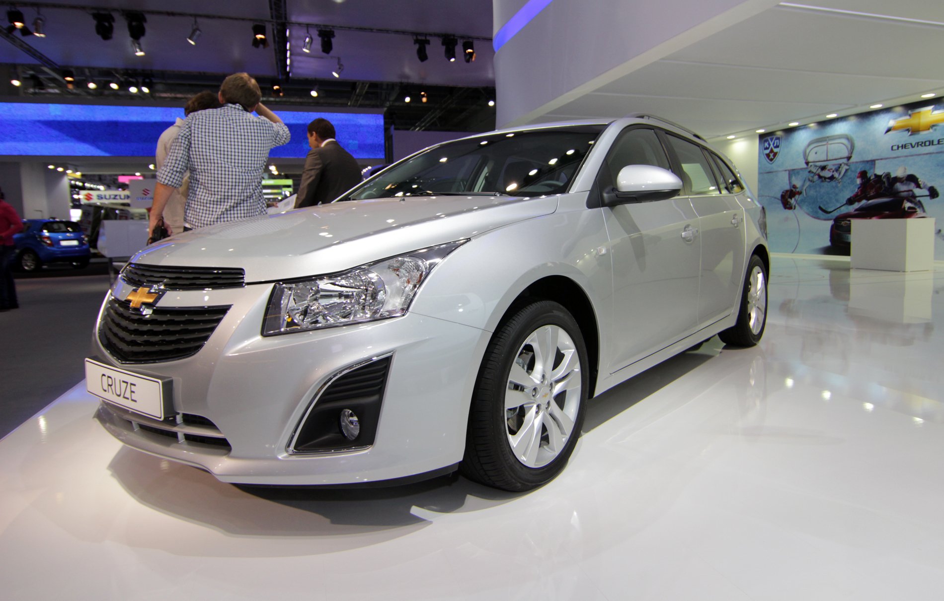 Opel cruze. Корейский Шевроле Круз. Шевроле Круз корейской сборки. Шевроле Круз для корейского рынка. Chevrolet универсал 2020.