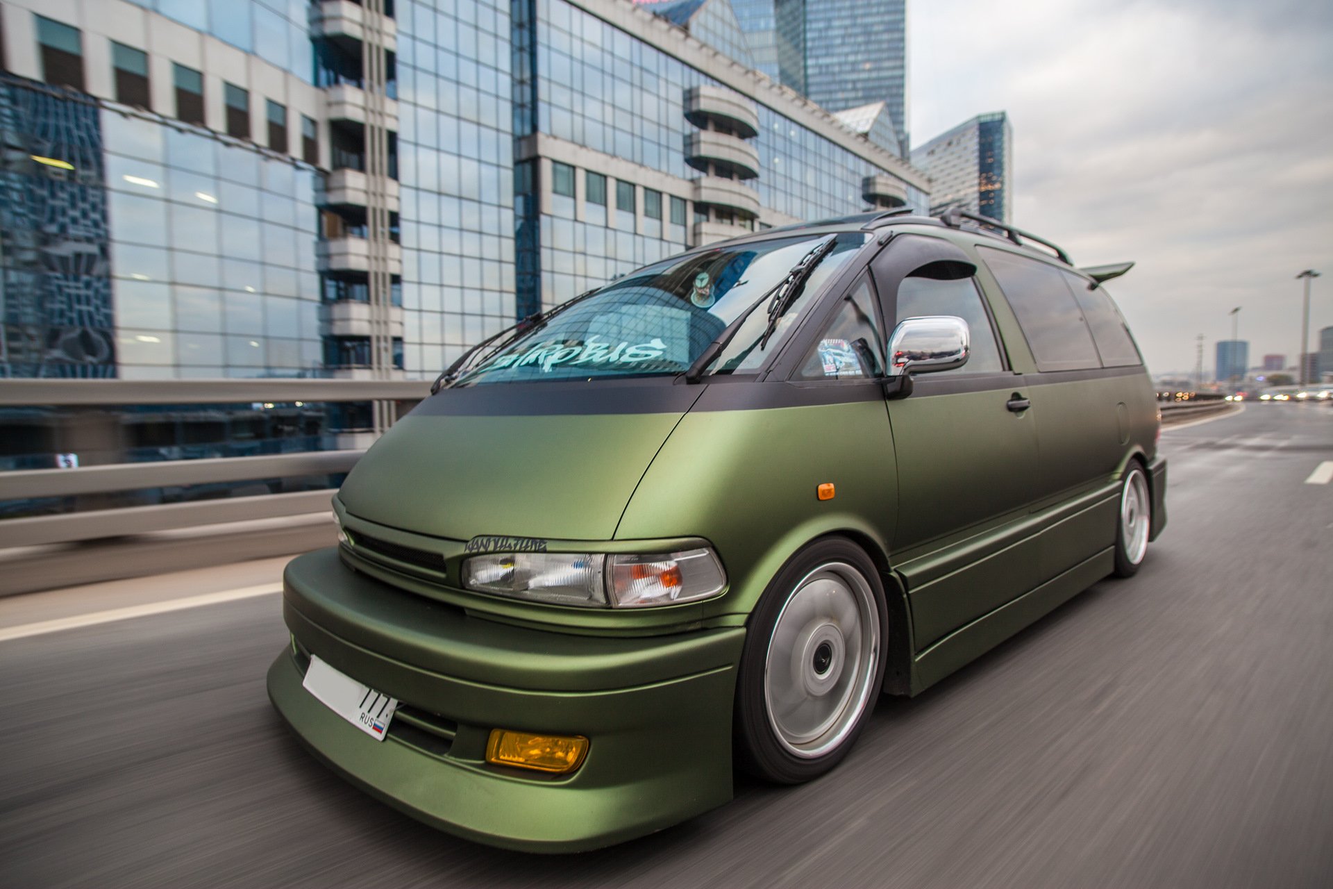 Тойота превия. Toyota previa II. Toyota previa i. Toyota previa, 2 поколение (II).