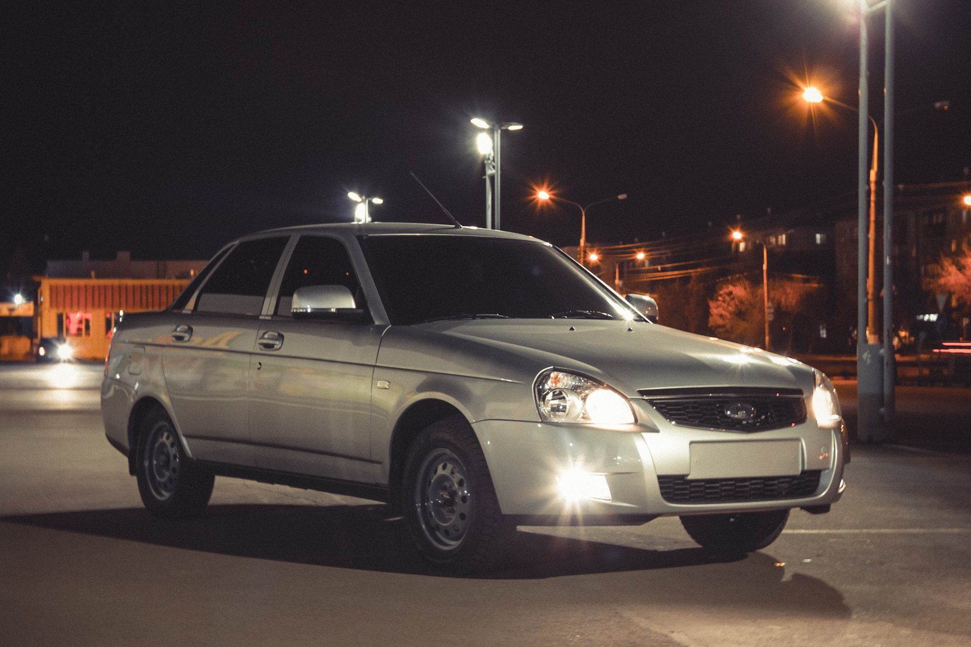 Оперски фотки. Приора седан опер стайл. Lada Priora опер. Приора 2 оперская. ВАЗ 2170 опер стайл.