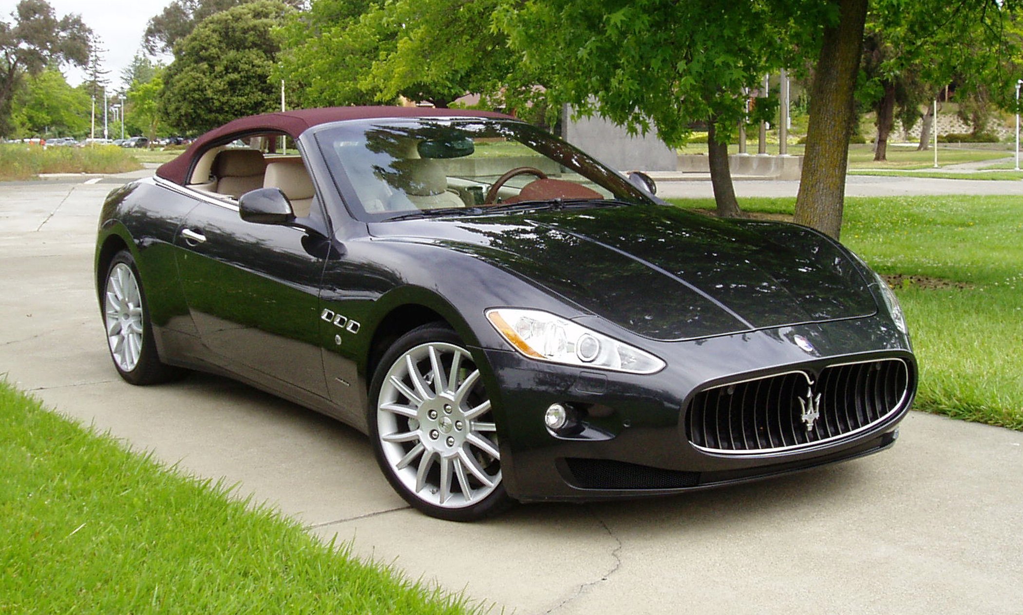 Мазерати гранд туризмо. Мазэрати Грант Туризмо. Мазерати Гран Туризмо 2010. Maserati 4300 gt Coupe.